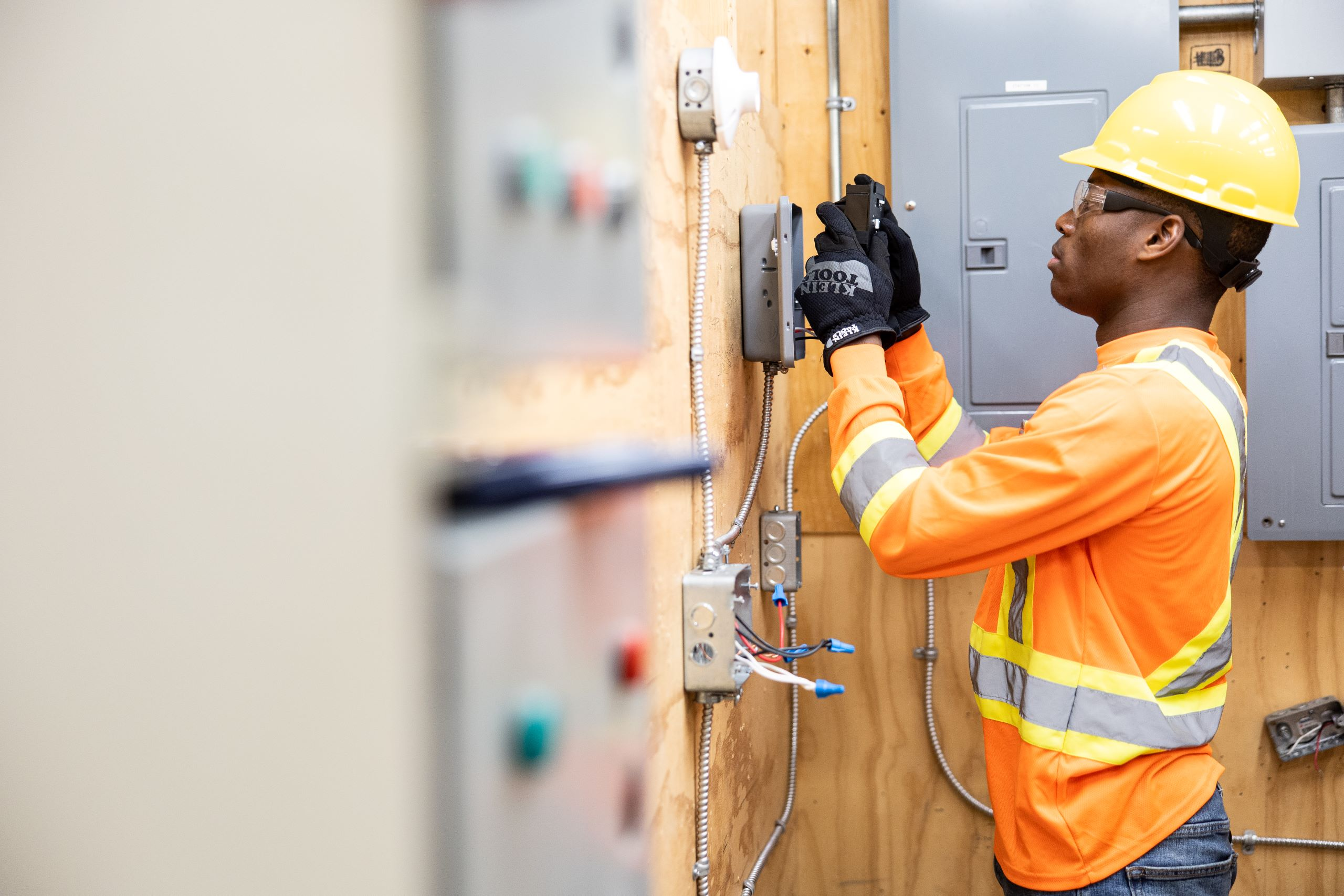 Travaux électriques réalisés par ATR Électrique